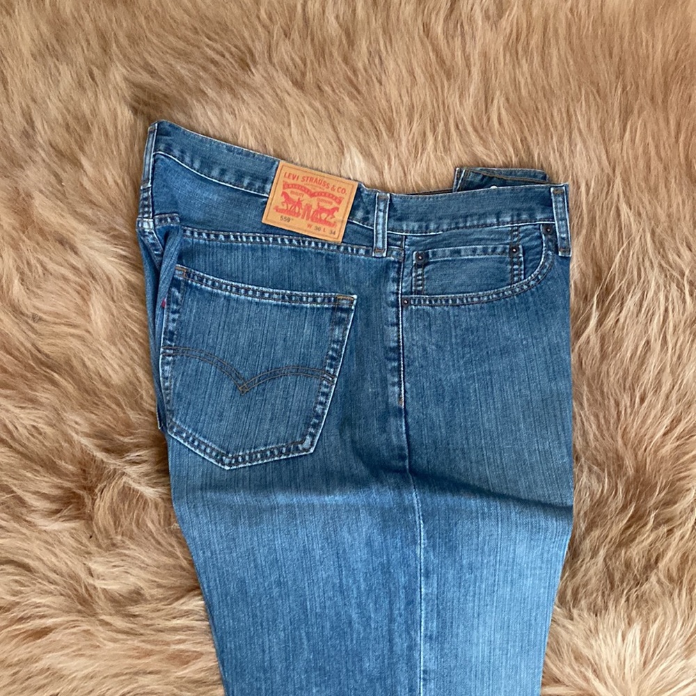 Levi Men’s Jeans #059 - Picture 2 of 5